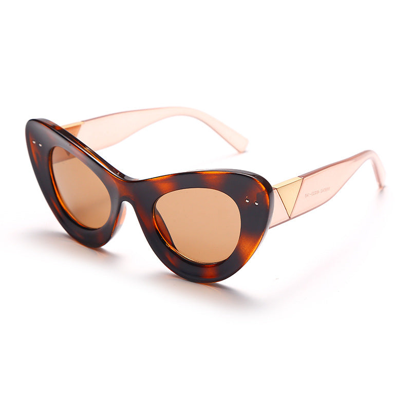 Cat Eye V Handle Sunglasses