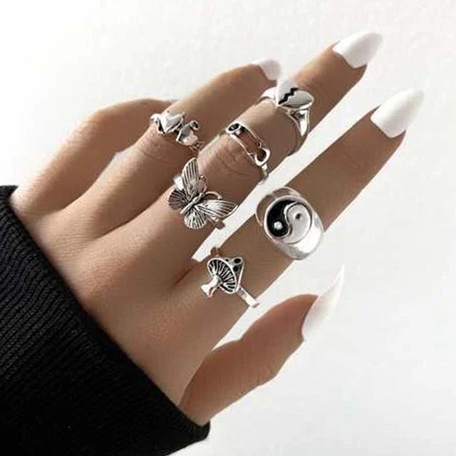 Gothic Black Spades Ring Set