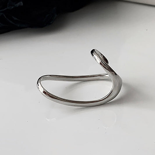 2 Finger Irregular Loop Ring
